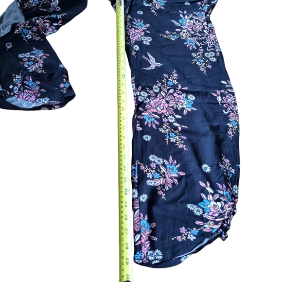 3/$40 Sale! Bebop 'I Dream Of Jeannie' Floral Pants - Picture 5 of 8